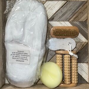 White Spa Slippers and Foot Care Set
